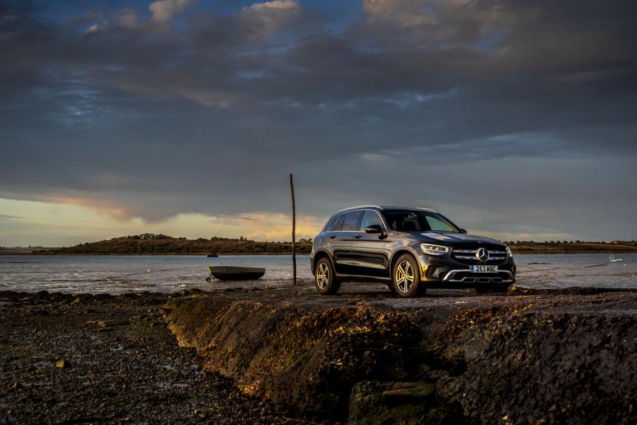  Mercedes-Benz GLC220 d 4Matic (X253) 2019 года  (UK) (фото 12 из 89)